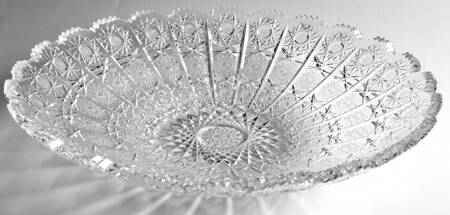 Queen Lace (Round Bowl Shape) 13" Shallow Round Bowl