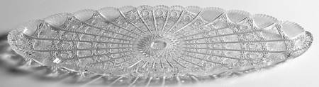 Queen Lace (Round Bowl Shape) 18" Oval Tray