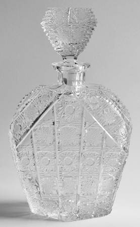 Queen Lace (Round Bowl Shape) Medium Decanter & Stopper