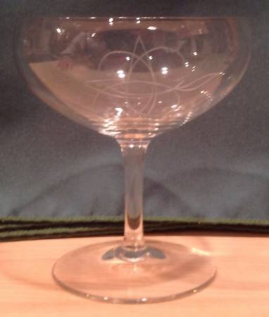 Mobile Champagne/Tall Sherbet