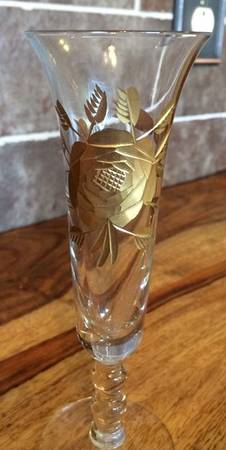 Rhodora Rose 6" Bud Vase
