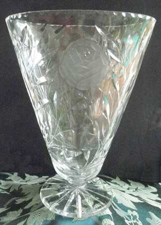 Rose 10" Flower Vase