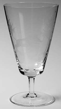 Hunt Motif Water Goblet