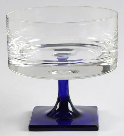 Linear Terzo Blue Stem Champagne/Tall Sherbet