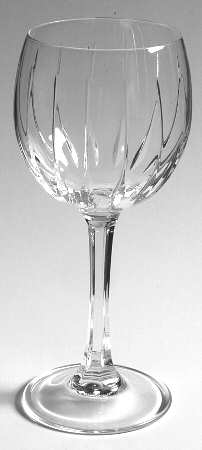 Linea Wine Glass