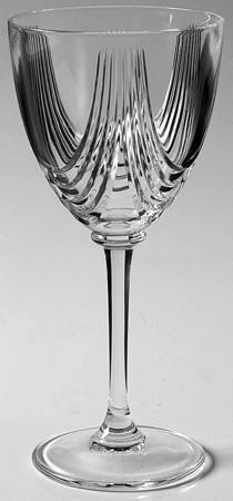 Magnolia Wine Glass