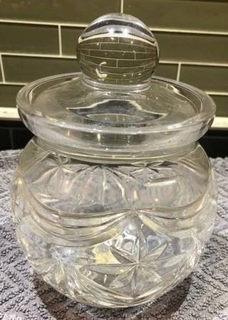 Broadway Biscuit Barrel & Lid