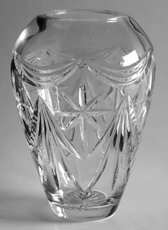 Broadway 9" Flower Vase