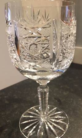 San Michele Cut (V Notch Stem) Water Goblet