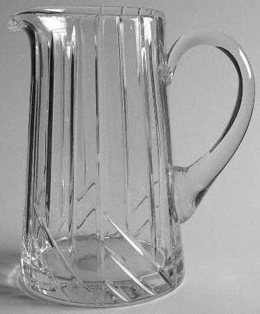 Galleria (Cut) 32 Oz Pitcher