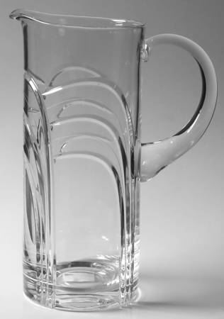 Maestro 44 Oz Martini Picthcer