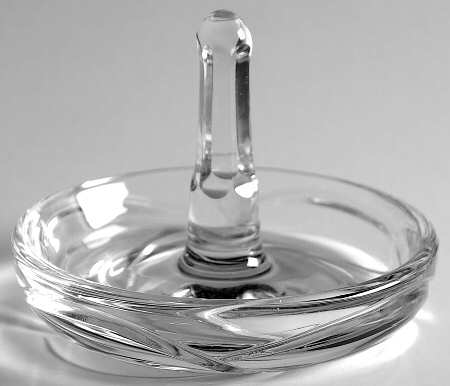 Maestro Ring Holder
