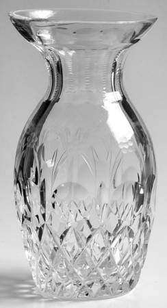 Queen 7" Flared Vase