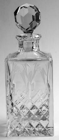 Queen Square Decanter with Stopper