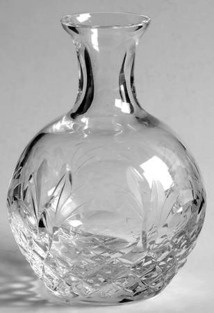 Queen 3" Bud Vase