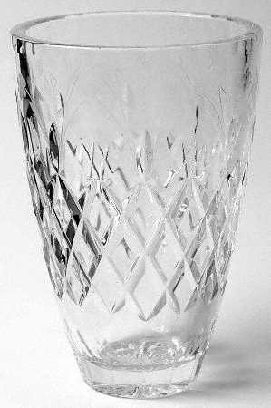 Queen 8" Flower Vase