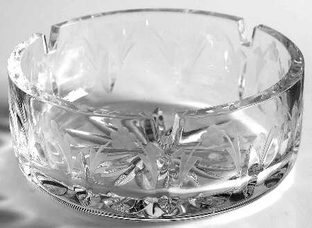 Queen 4" Ashtray