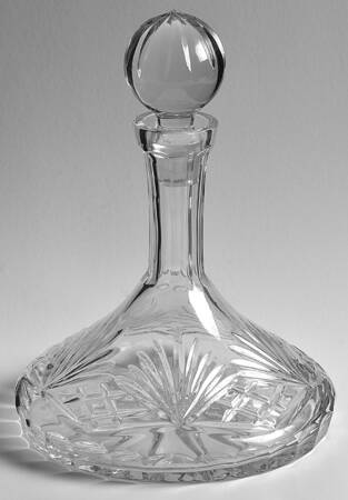 Richmond (No Trim, Notched and Multisided Stem) Ships Decanter & Stopper