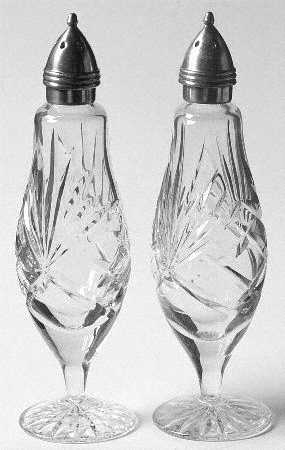 Richmond (No Trim, Notched and Multisided Stem) Footed Shaker Set & Metal Lids