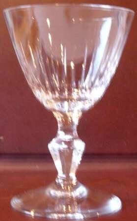 Linea Wine Glass