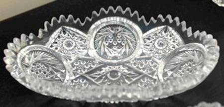 Iverna 8" Oval Relish