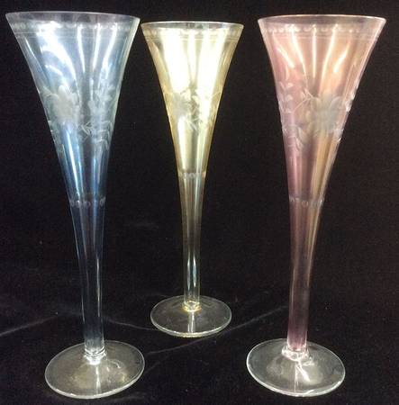 Antique Luster Ruby Trumpet Fluted Champagne