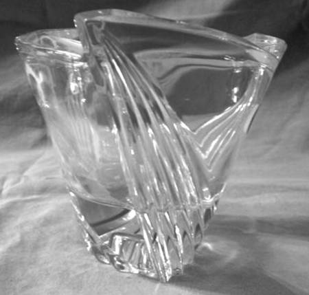 Exaltation 4" Flower Vase