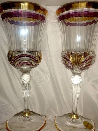 Aurea Gold and Ruby Water Goblet