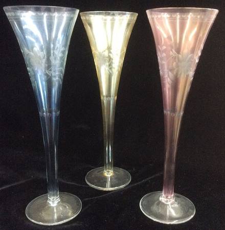 Antique Luster Topaz Trumpet Fluted Champagne
