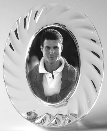 Venezia Oval Frame-Holds 2" X 3" Photo