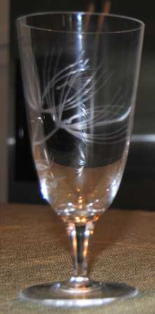 Pine Needles (Stem 460) Beer Glass