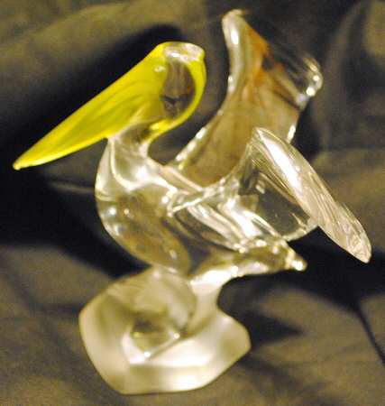 Animals & Figurines Pelican