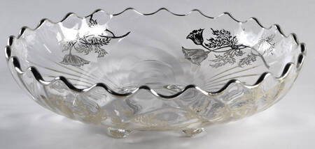 Flanders Clear 10" 4-Toed Gardenia Bowl