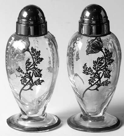Flanders Clear Footed Shaker Set & Metal Lids
