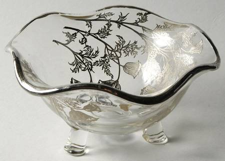 Flanders Clear 6" 3-Toed Footed Bowl
