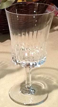 Tarent Wine Glass