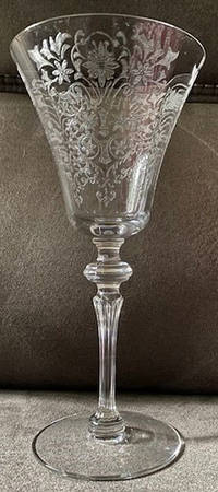 8833-6 Wine Glass