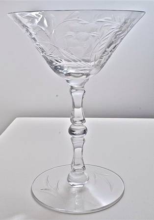 Cut 627 1-2 Champagne/Tall Sherbet