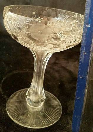 Cut 779 Tall Hollow Stem Champagne