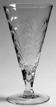 Moderne Footed Tumbler