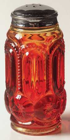 Moon and Star Amberina Shaker with Metal Lid
