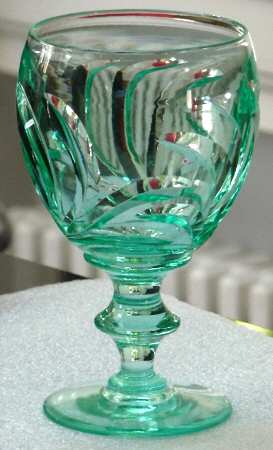 Leaves Green Water Goblet
