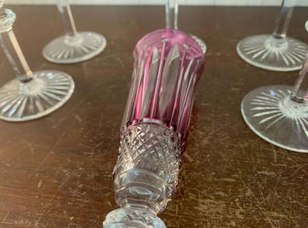 Tommy Red Fluted Champagne