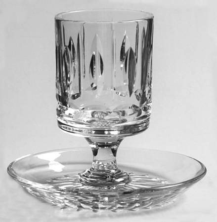 Hampshire Stemmed Cigarette with Attached Ashtray