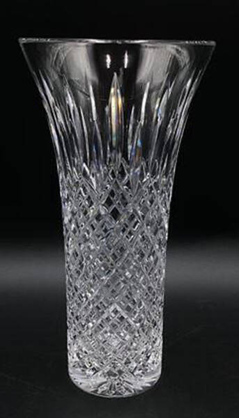 Shaftesbury 11" Flower Vase
