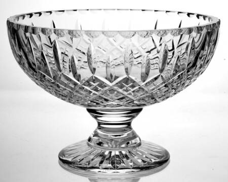 Shaftesbury 8" Footed Petal Bowl
