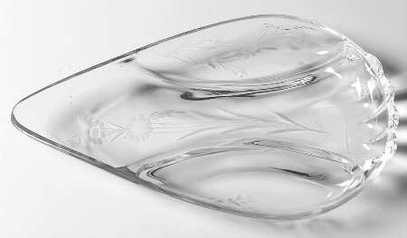 Salina 11" Tear Drop Shape 3 Part Relish