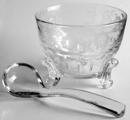 Salina Mayonnaise Bowl and Ladle Set