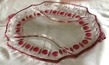 Classique-Cranberry Flash 13" and Over Divided Platter