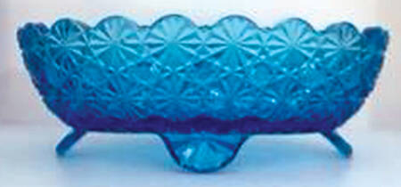 Daisy and Button Blue 6" Oval Bon Bon